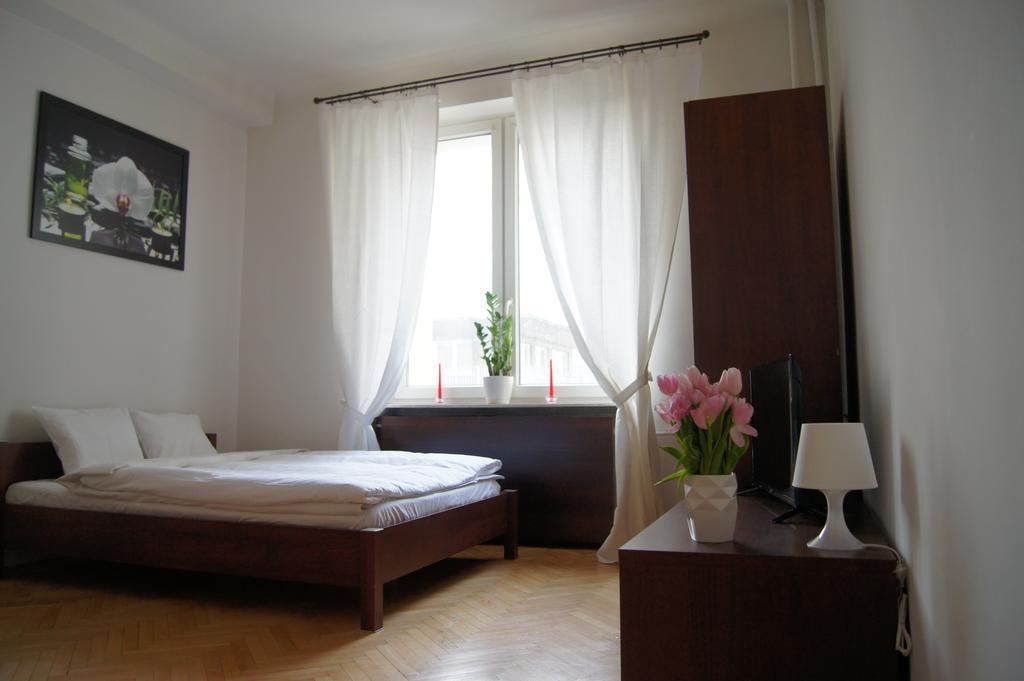 Krucza By Rental Apartments Varsavia Esterno foto
